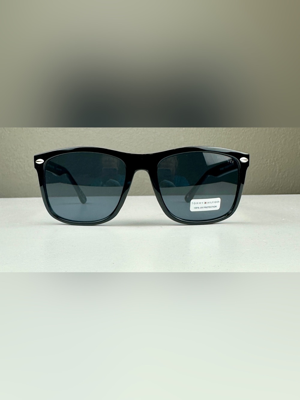 NWT Tommy Hilfiger MP OM671 Men’s Black Rectangular Sunglasses 55-20-140